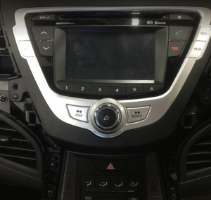 Radio Replacement For a Hyundai Elantra  AAEAC