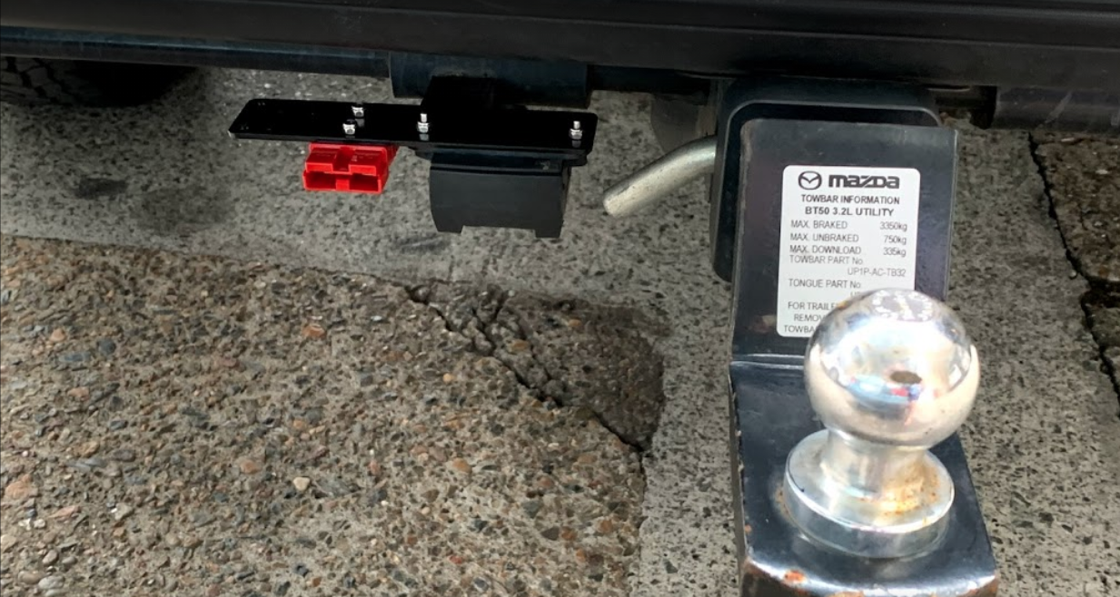 MAZDA-BT50-DUAL-BATTERY-5